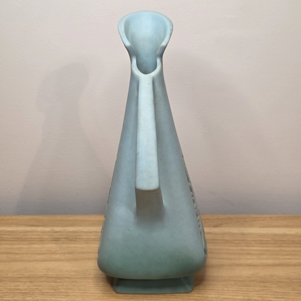 Roseville Vintage Pottery Silhouette Ewer/Pitcher, Shape 717-10, Cameo Green - Picture 3 of 12